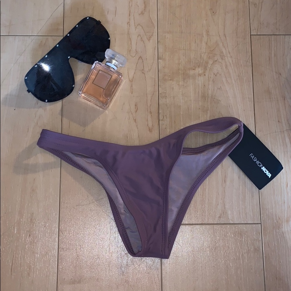 💖Fashion Nova Purple Chayanne Bikini Botton